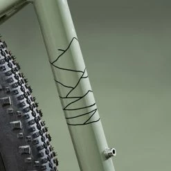 VÉLO DE VOYAGE RIVERSIDE TOURING 920 PNEUS SCHWALBE THUNDER BURT -VÉLOS VTT Soldes Magasin velo de voyage riverside touring 920 pneus schwalbe thunder burt 16 600x600 1