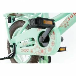 VÉLO ENFANT SUPERSUPER COOPER BAMBOO - 12 POUCES - VERT PISTACHE -VÉLOS VTT Soldes Magasin velo enfant supersuper cooper bamboo 12 pouces vert pistache 4 600x600 1