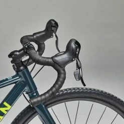 VELO GRAVEL ENFANT TRIBAN 520 26 POUCES 9-12 ANS 25 VELO GRAVEL ENFANT TRIBAN 520 26 POUCES 9-12 ANS -VÉLOS VTT Soldes Magasin velo gravel enfant triban 520 26 pouces 9 12 ans 11 600x600 1