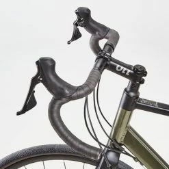 VELO GRAVEL TRIBAN RC520 GRAVEL KAKI SHIMANO 105 -VÉLOS VTT Soldes Magasin velo gravel triban rc520 gravel kaki shimano 105 4 600x600 1