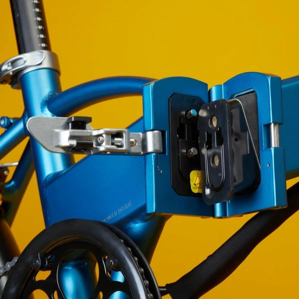 VELO PLIANT A ASSISTANCE ELECTRIQUE TILT 500 GRIS NOIR 9 VELO PLIANT A ASSISTANCE ELECTRIQUE TILT 500 GRIS NOIR – Image 7