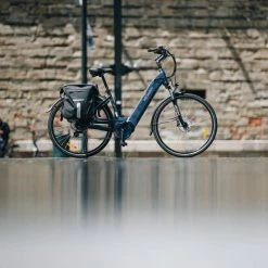 VÉLO VILLE ÉLECTRIQUE - NEOMOUV ELAIA 2 - GRAPHITE -VÉLOS VTT Soldes Magasin velo ville electrique neomouv elaia 2 graphite 7 1 600x600 1