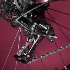 VELO VILLE LONGUE DISTANCE 900 CADRE BAS -VÉLOS VTT Soldes Magasin velo ville longue distance 900 cadre bas 8 600x600 1